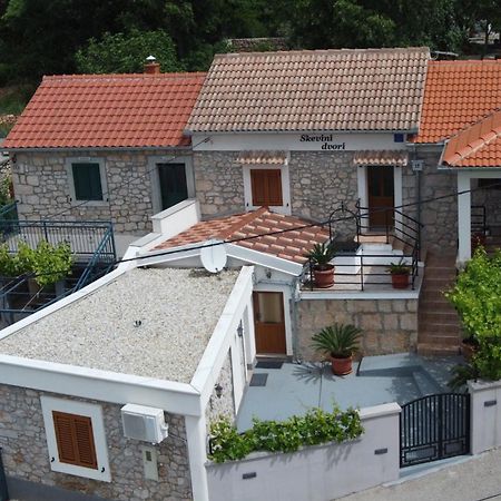 Holiday Home Skevini Dvori Starigrad Paklenica Exteriör bild