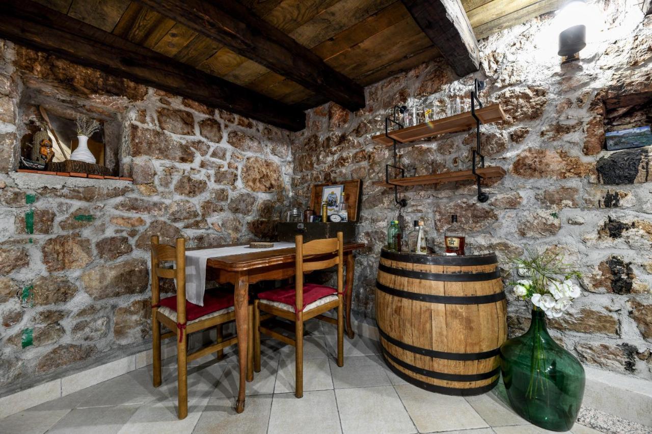 Holiday Home Skevini Dvori Starigrad Paklenica Exteriör bild