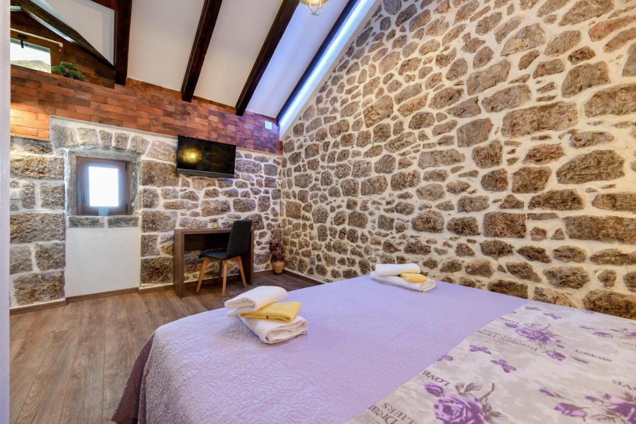 Holiday Home Skevini Dvori Starigrad Paklenica Exteriör bild